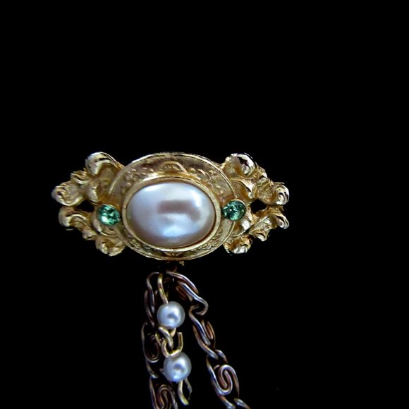 Faux pearl & rhinestone gold tone chatelaine style brooch - sweater/cape guard - Picture 3 of 7